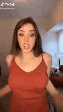 titdrop gifs In a viral TikTok video Friday, Billie Eilish had a casual wardrobe malfunction with her “titties falling out